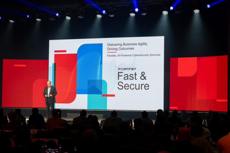 V Praze proběhla globální konference poskytovatelů kybernetické ochrany Fortinet Fast & Secure